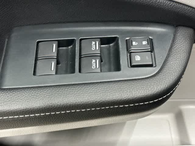 2023 Honda Ridgeline photo 20 of 32
