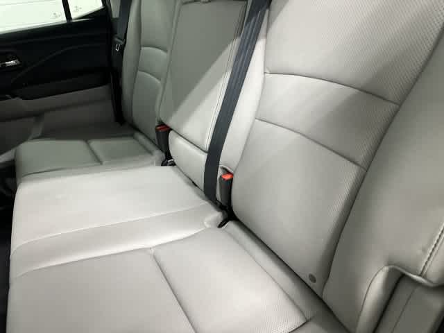 2023 Honda Ridgeline photo 11 of 32
