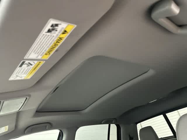 2023 Honda Ridgeline photo 27 of 32