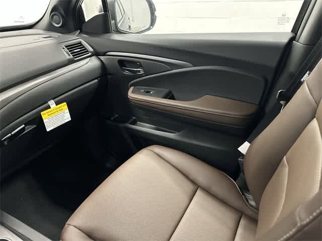 2026 Honda Ridgeline RTL Crystal Black Pearl at Honda of Clear Lake