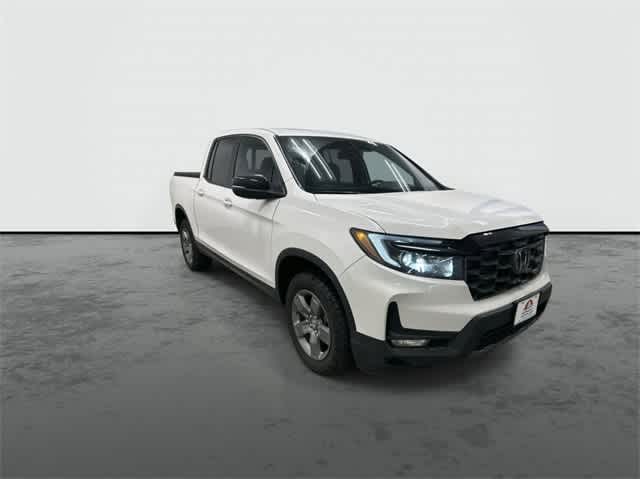 2025 Honda Ridgeline TrailSport Platinum White Pearl at Honda of Clear Lake