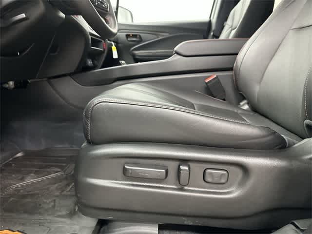 2025 Honda Ridgeline TrailSport Platinum White Pearl at Honda of Clear Lake