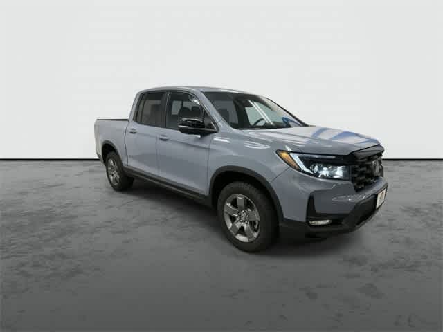 2025 Honda Ridgeline TrailSport Sonic Gray Pearl at Honda of Clear Lake