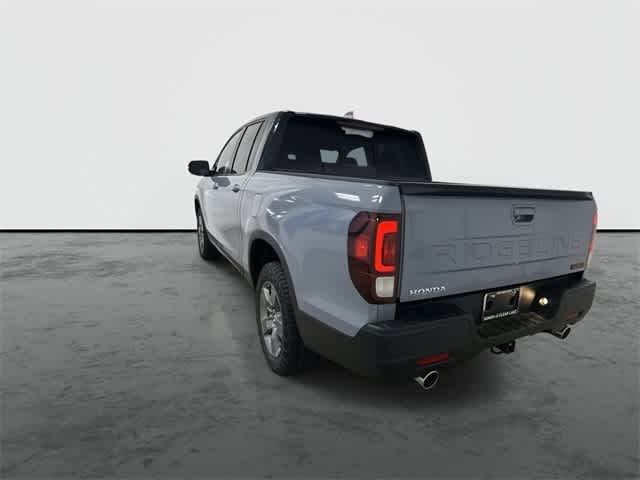 2025 Honda Ridgeline TrailSport Sonic Gray Pearl at Honda of Clear Lake