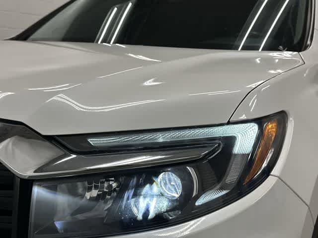 2023 Honda Ridgeline RTL-E Platinum White Pearl at AutoNation USA Katy