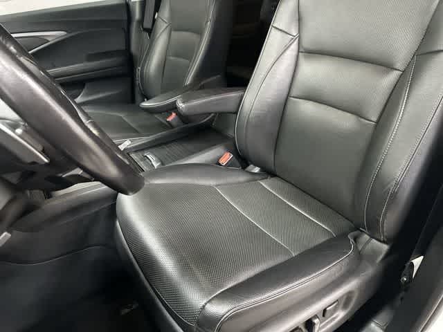 2023 Honda Ridgeline RTL-E Platinum White Pearl at AutoNation USA Katy