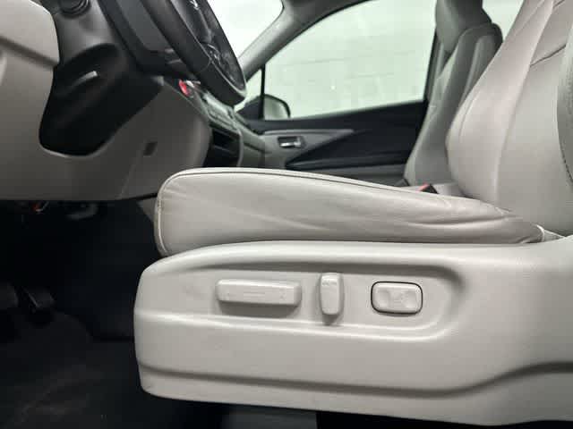2023 Honda Ridgeline RTL-E Modern Steel Metallic at AutoNation USA Katy