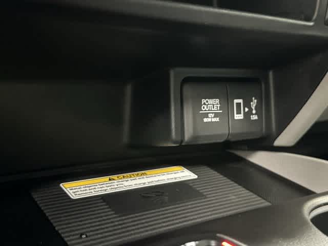 2023 Honda Ridgeline photo 26 of 33