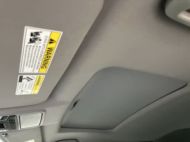 2023 Honda Ridgeline photo 28 of 33