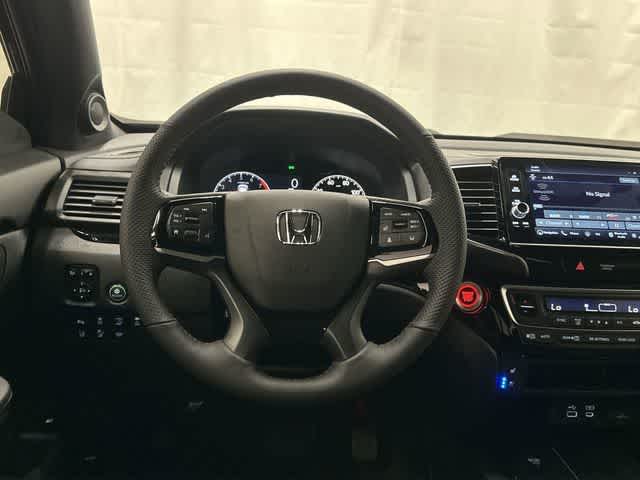 2026 Honda Ridgeline Black Edition Crystal Black Pearl at Honda of Clear Lake