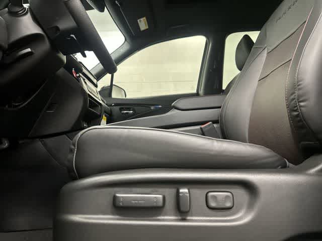 2026 Honda Ridgeline Black Edition Crystal Black Pearl at Honda of Clear Lake