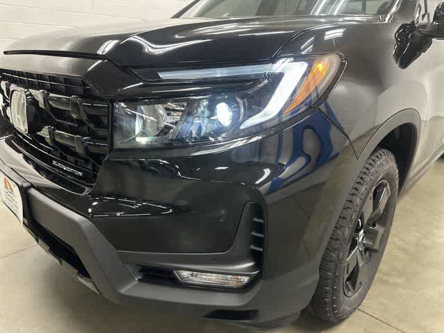 2026 Honda Ridgeline Black Edition Crystal Black Pearl at Honda of Clear Lake