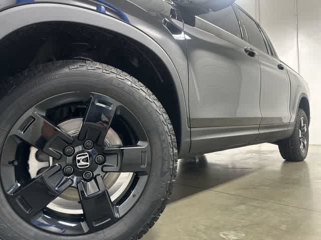 2026 Honda Ridgeline Black Edition Crystal Black Pearl at Honda of Clear Lake