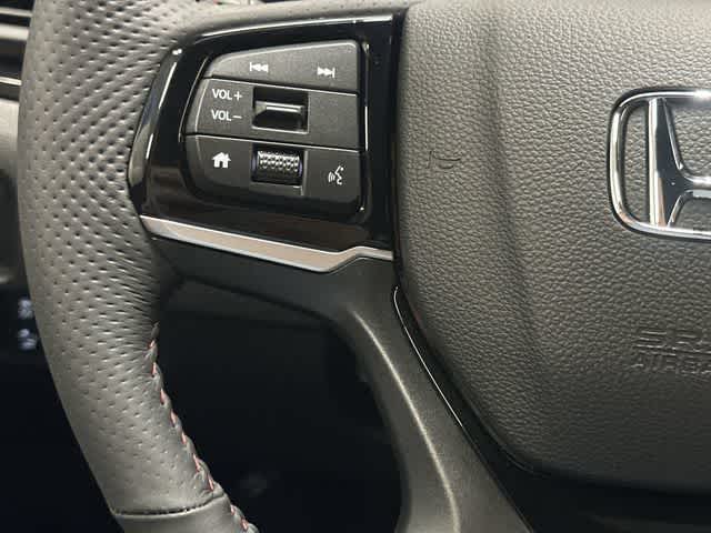 2026 Honda Ridgeline Black Edition Crystal Black Pearl at Honda of Clear Lake