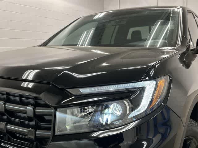 2026 Honda Ridgeline Black Edition Crystal Black Pearl at Honda of Clear Lake