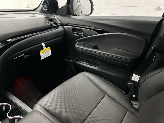 2026 Honda Ridgeline Black Edition Crystal Black Pearl at Honda of Clear Lake