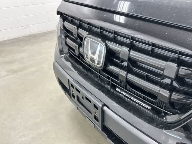 2026 Honda Ridgeline Black Edition Crystal Black Pearl at Honda of Clear Lake