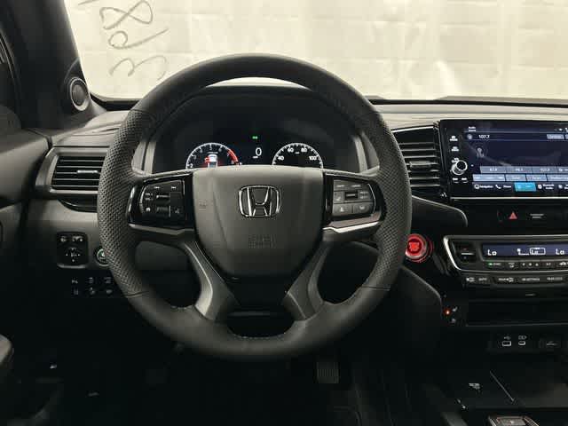 2026 Honda Ridgeline Black Edition Crystal Black Pearl at Honda of Clear Lake