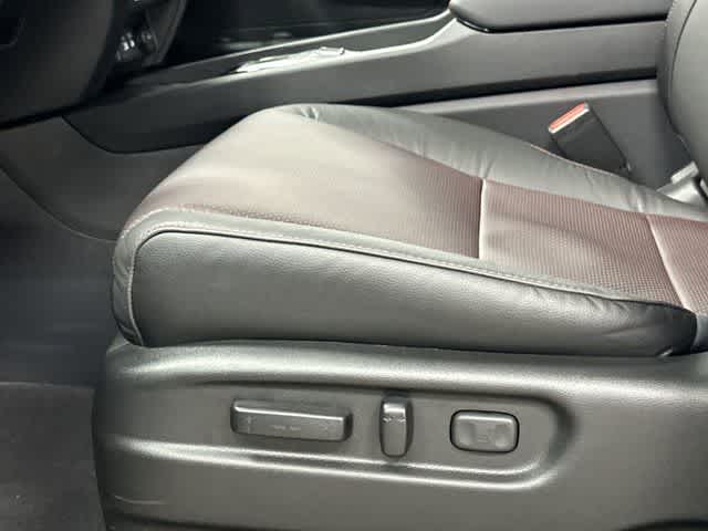 2026 Honda Ridgeline Black Edition Crystal Black Pearl at Honda of Clear Lake