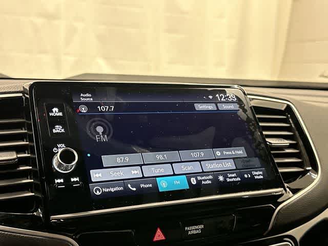 2026 Honda Ridgeline Black Edition Crystal Black Pearl at Honda of Clear Lake