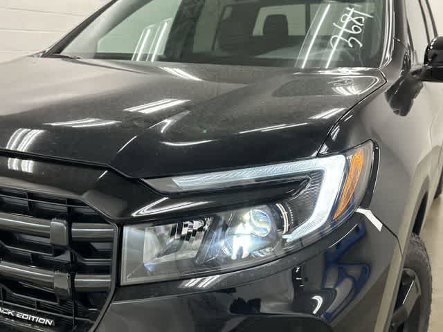 2026 Honda Ridgeline Black Edition Crystal Black Pearl at Honda of Clear Lake