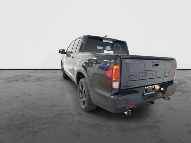 2026 Honda Ridgeline Black Edition Crystal Black Pearl at Honda of Clear Lake