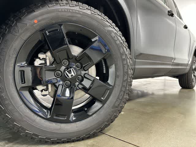 2026 Honda Ridgeline Black Edition Crystal Black Pearl at Honda of Clear Lake