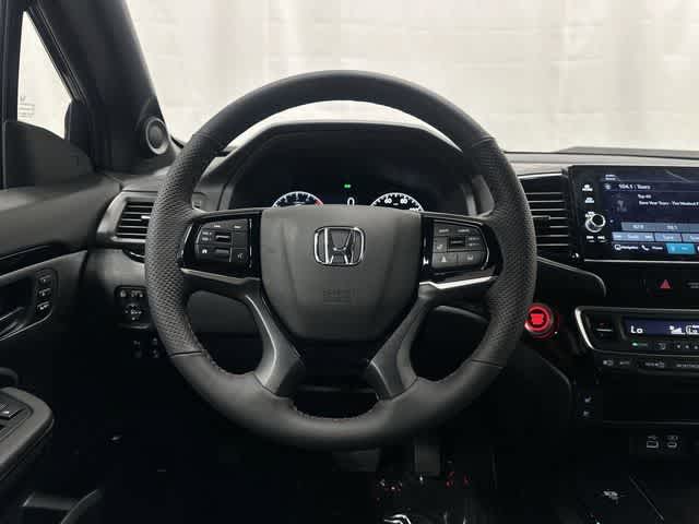 2026 Honda Ridgeline Black Edition Crystal Black Pearl at Honda of Clear Lake