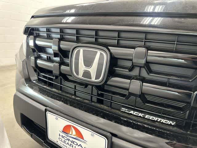 2026 Honda Ridgeline Black Edition Crystal Black Pearl at Honda of Clear Lake