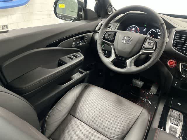 2026 Honda Ridgeline Black Edition Crystal Black Pearl at Honda of Clear Lake