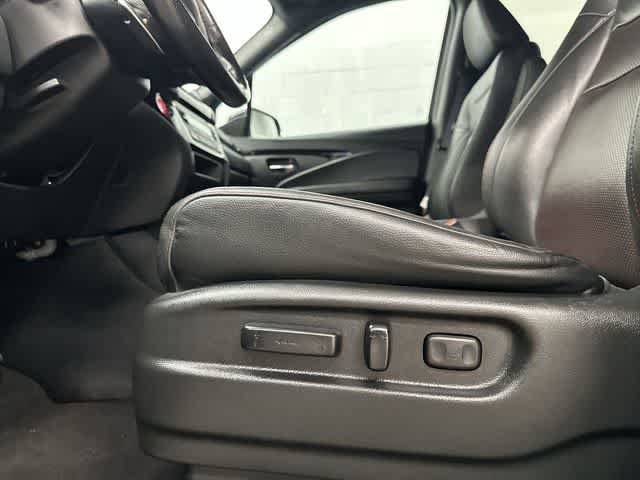 2023 Honda Ridgeline Black Edition Crystal Black Pearl at AutoNation USA Katy