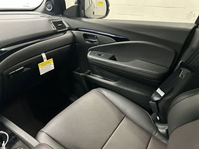 2026 Honda Ridgeline Black Edition Crystal Black Pearl at Honda of Clear Lake
