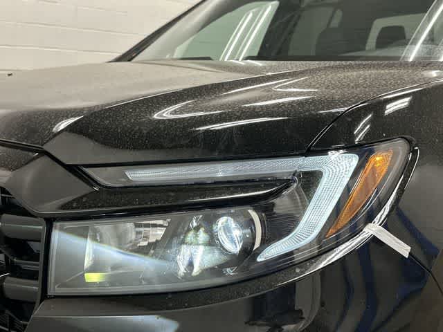 2026 Honda Ridgeline Black Edition Crystal Black Pearl at Honda of Clear Lake