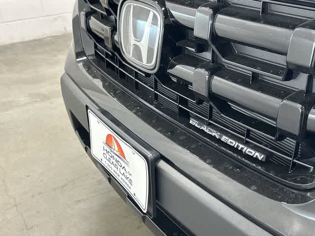 2026 Honda Ridgeline Black Edition Crystal Black Pearl at Honda of Clear Lake