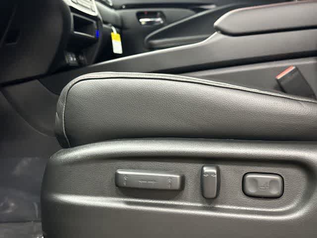 2026 Honda Ridgeline Black Edition Crystal Black Pearl at Honda of Clear Lake