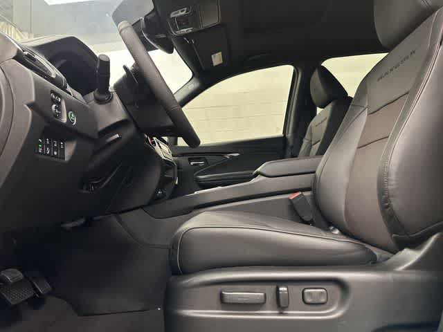 2026 Honda Ridgeline Black Edition Crystal Black Pearl at Honda of Clear Lake