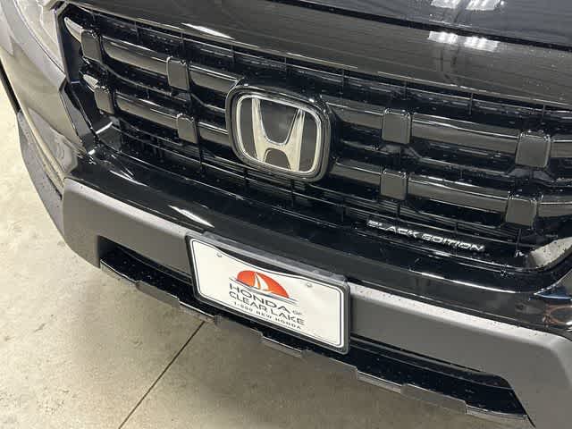 2026 Honda Ridgeline Black Edition Crystal Black Pearl at Honda of Clear Lake