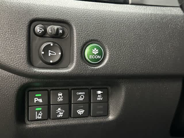 2026 Honda Ridgeline photo 19 of 33