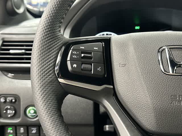 2026 Honda Ridgeline photo 17 of 33