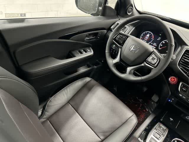 2026 Honda Ridgeline Black Edition - 11