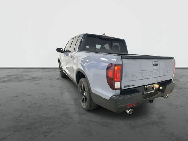 2026 Honda Ridgeline Black Edition Two-Tone Sonic Gray Pearl at Honda of Clear Lake