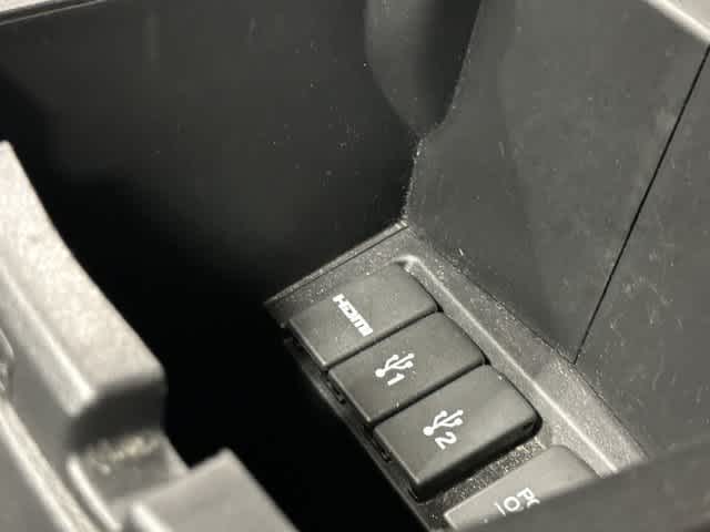 2016 Honda CR-V photo 25 of 32
