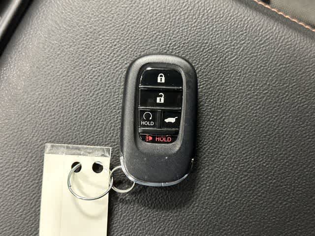 2025 Honda CR-V Hybrid Sport Crystal Black Pearl at Beck & Masten Kia