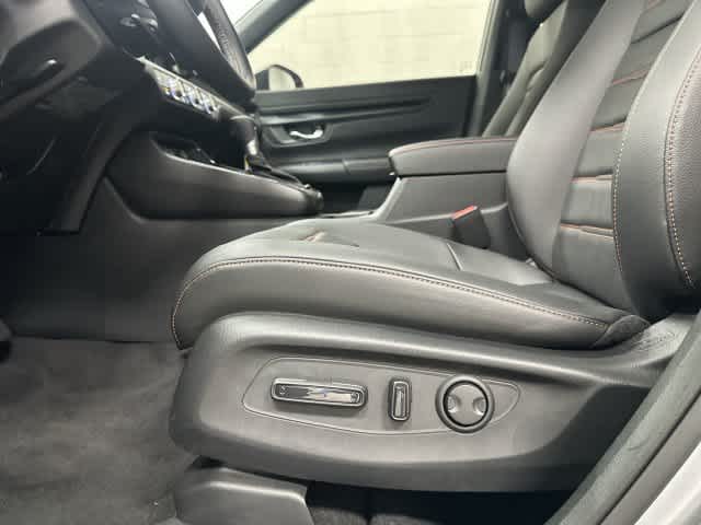 2026 Honda CR-V Hybrid photo 26 of 32