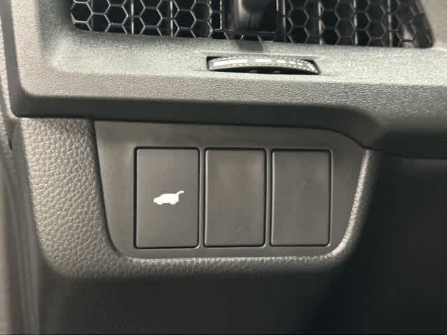 2026 Honda CR-V Hybrid photo 19 of 32