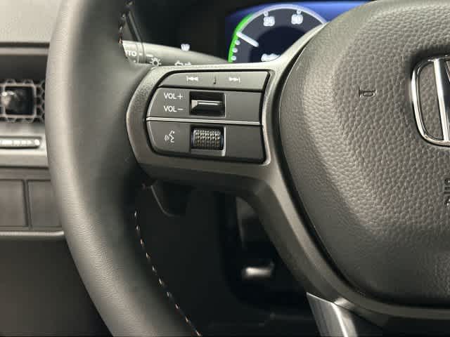 2026 Honda CR-V Hybrid photo 17 of 32