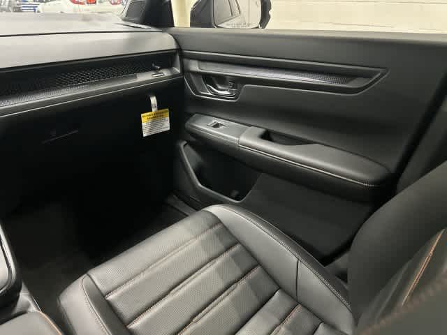 2026 Honda CR-V Hybrid photo 13 of 32