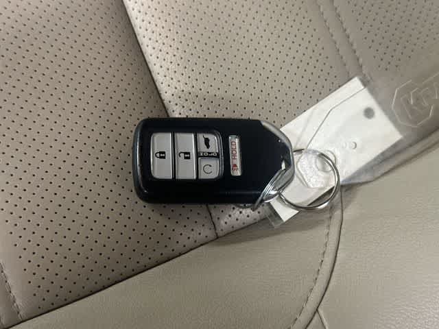2020 Honda CR-V Touring Platinum White Pearl at Mercedes-Benz of Houston North