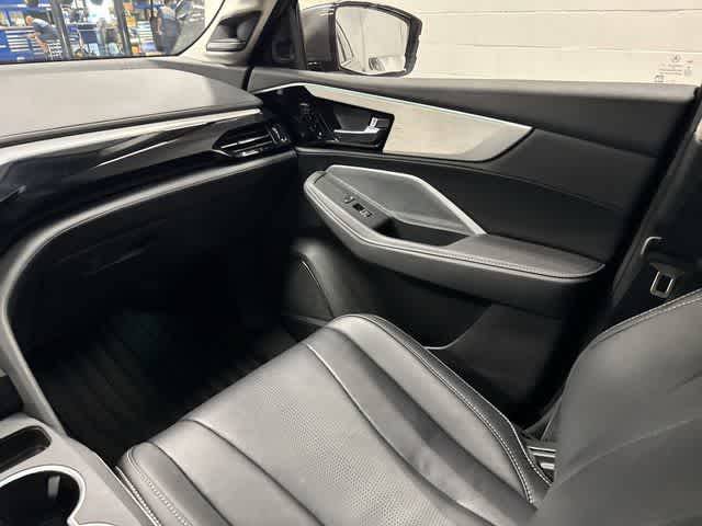 2025 Acura MDX w/Technology Package Liquid Carbon Metallic at Lone Star Chevrolet