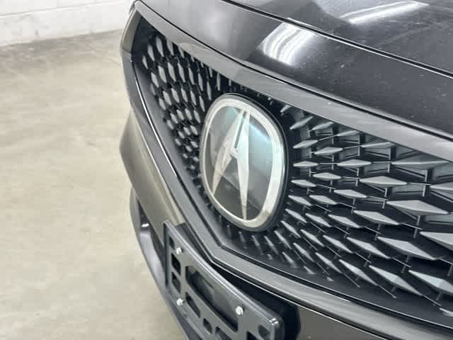 2023 Acura MDX photo 31 of 33